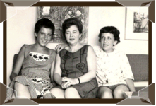 בבה לברטוב ובנותיה